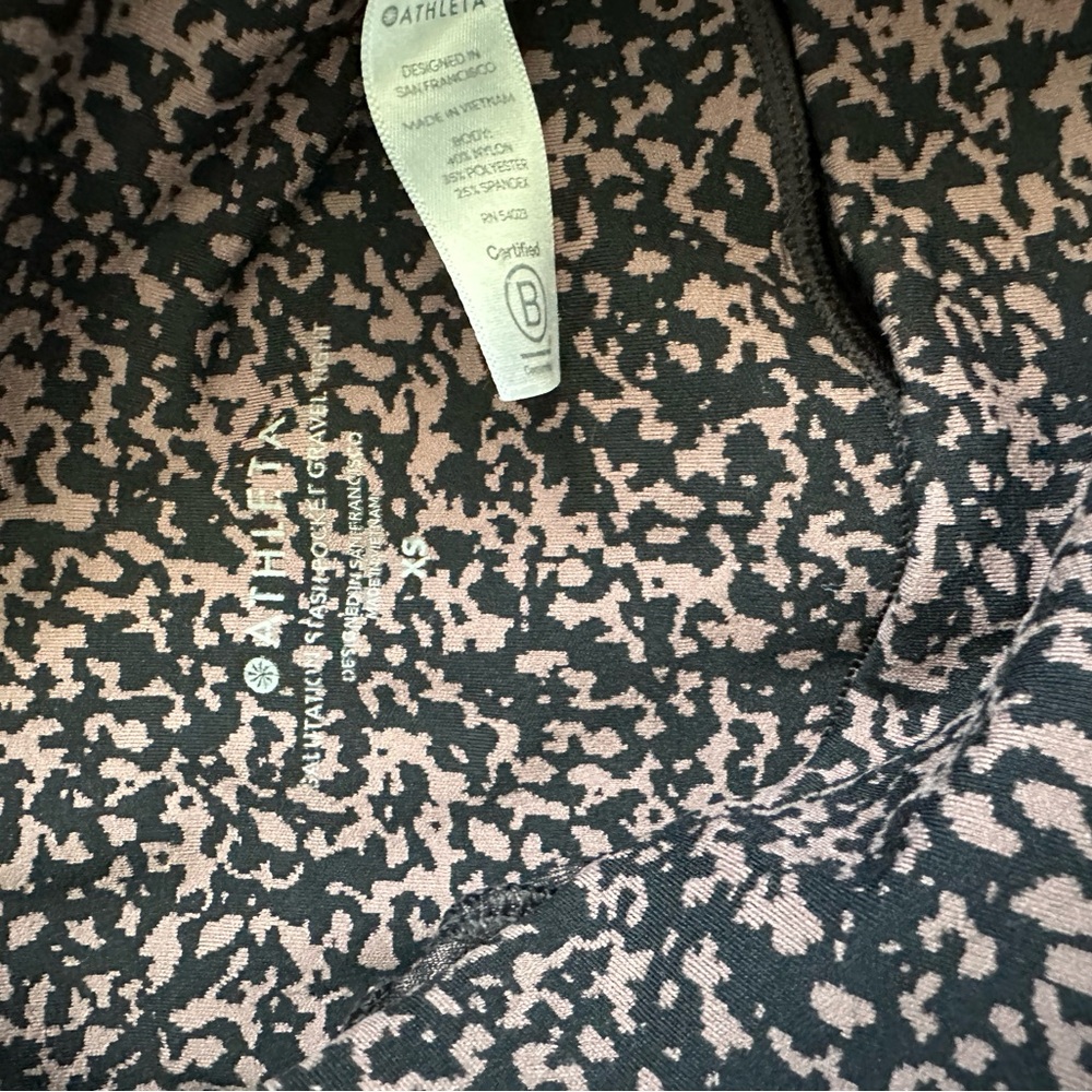 Athleta | Salutation Stash Pocket Gravel Tight (size XS) - Picture 6 of 6